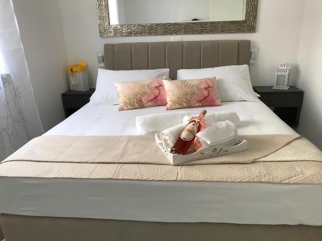 Hedonist-Luxury 2 Bedroom Apartment With Private Hot Tub, Garden And Free Parking โตรกีร์ ภายนอก รูปภาพ